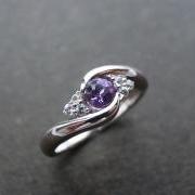Wedding Ring with Amethyst and White Sapphire in 14K White Gold