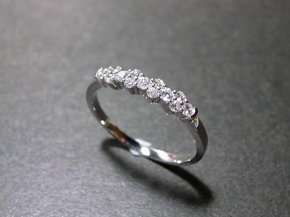 Diamond Wedding Ring in 14K White Gold